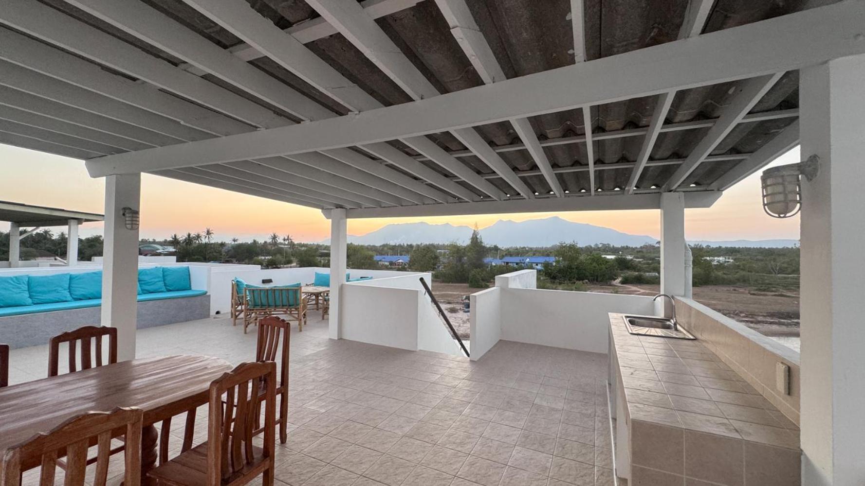 Absolute Beachfront Villa Ban Huai Yang Exterior photo